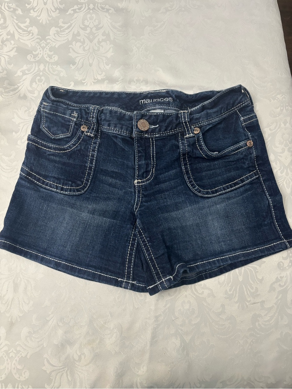 Maurices Dark Blue Denim Women's Shorts Size 5/6